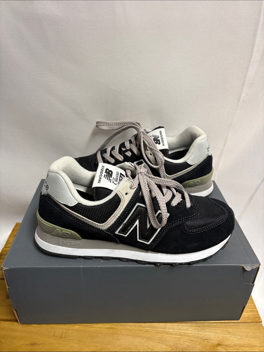 New Balance Classic  574 Retro Sneakers  Black & White Size 7.5